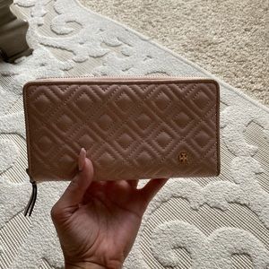 Tory Burch wallet